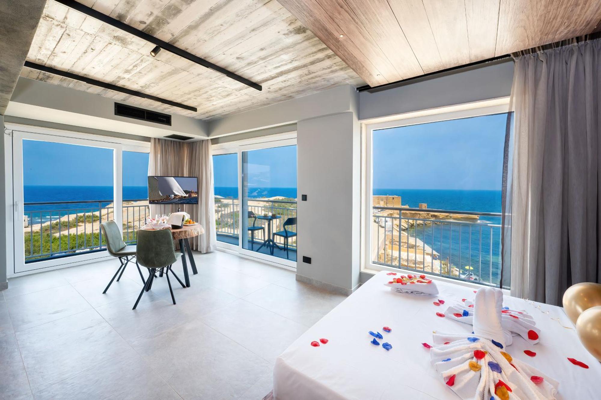 Salini Apartman *